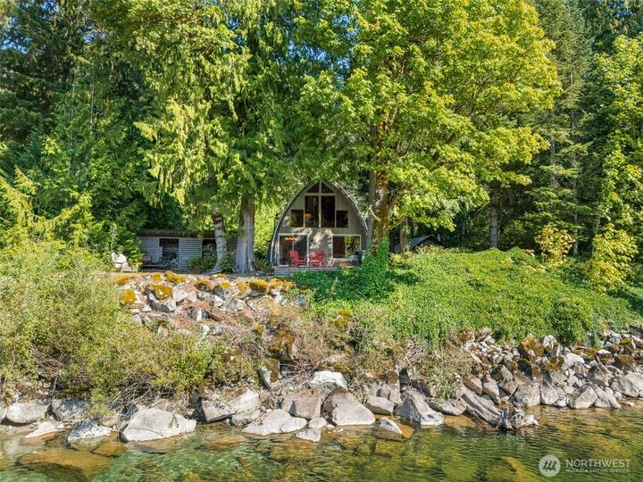 Property Photo: 18325 642nd Avenue NE WA 98224