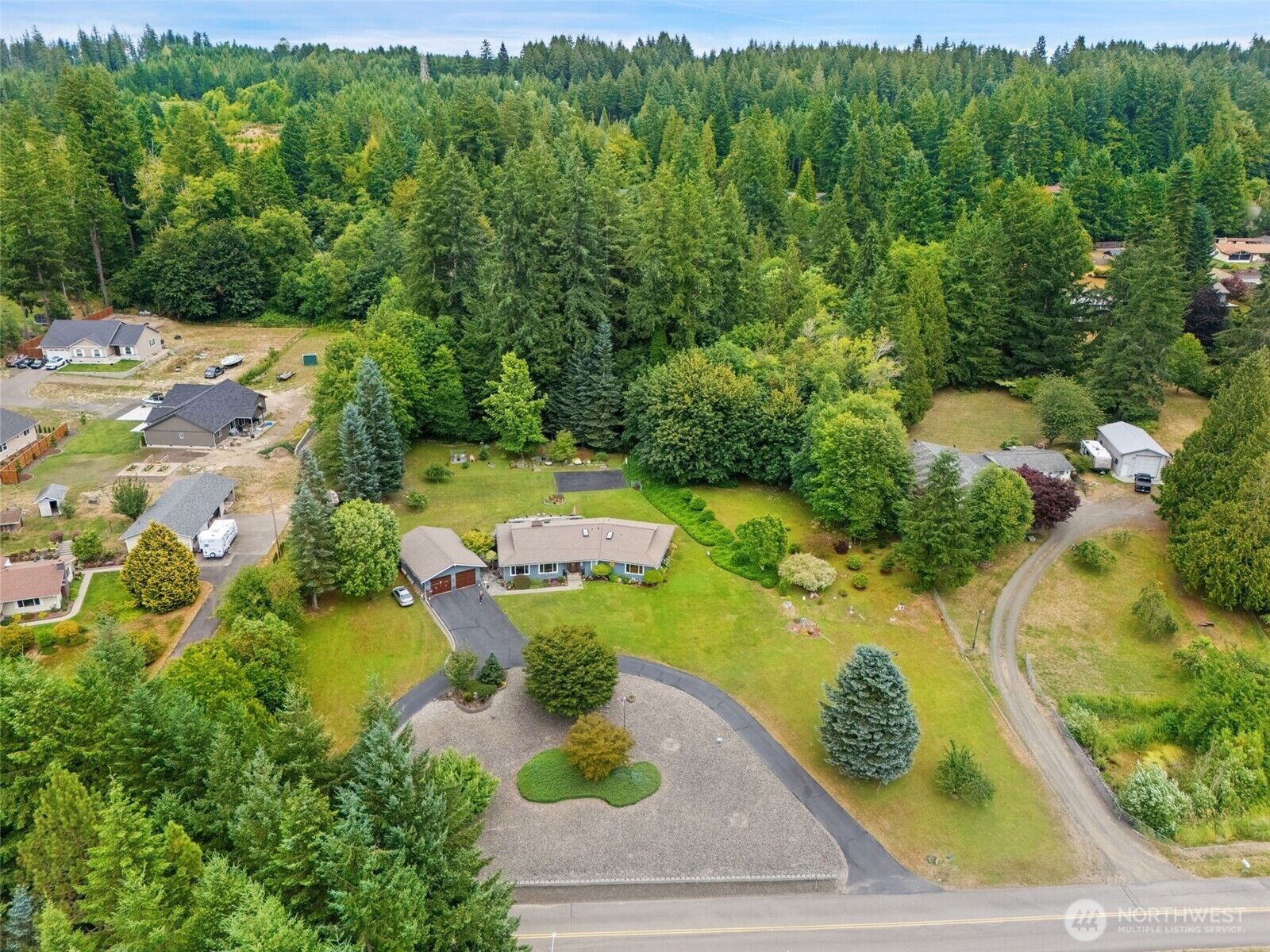 Property Photo: 200 NE Riverhill Drive WA 98528