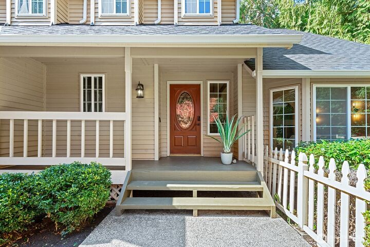 Property Photo:  20201 NE 163rd Street  WA 98077 