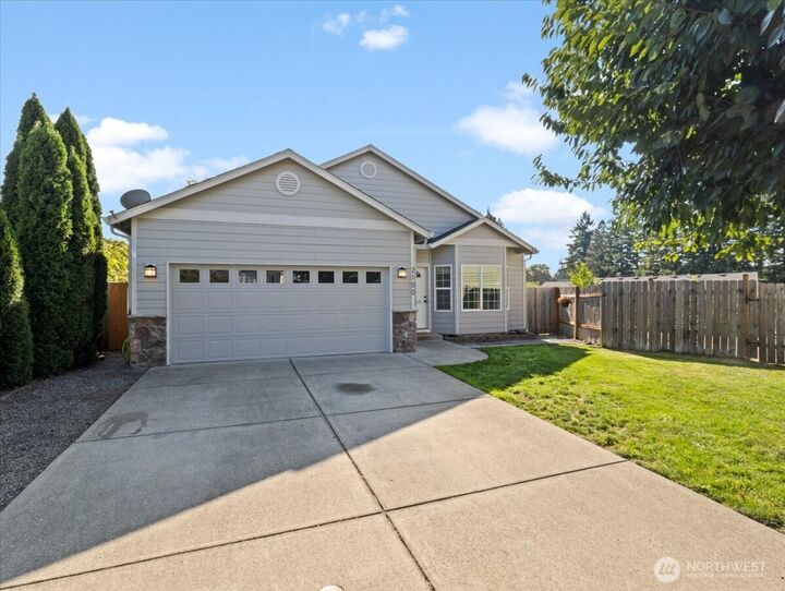 Property Photo:  2100 N Q Street  WA 98671 