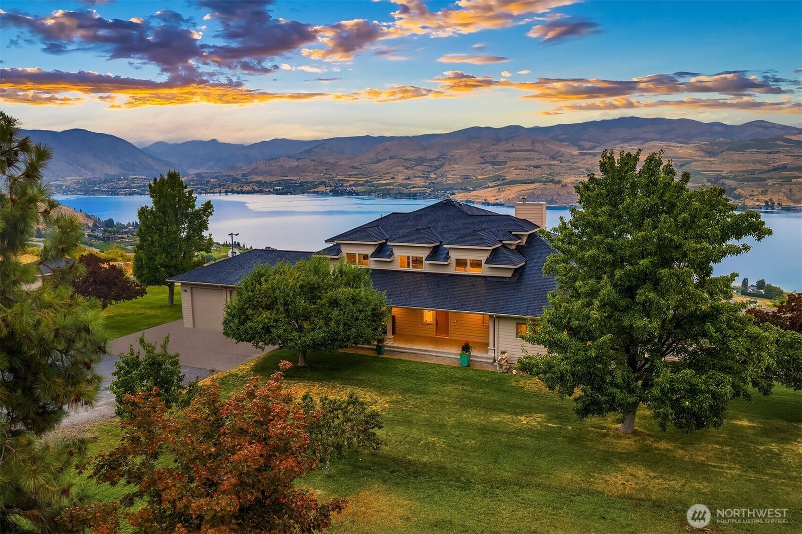 Property Photo: 450 Hawks Meadow Road WA 98816