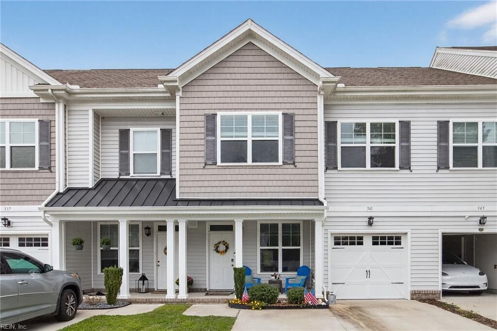 Property Photo:  341 Sikeston Ln  VA 23322 