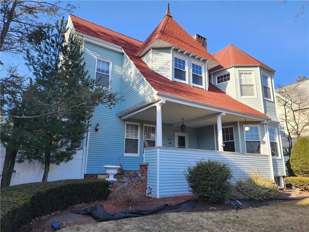 Property Photo:  177 Arnold Avenue  RI 02905 