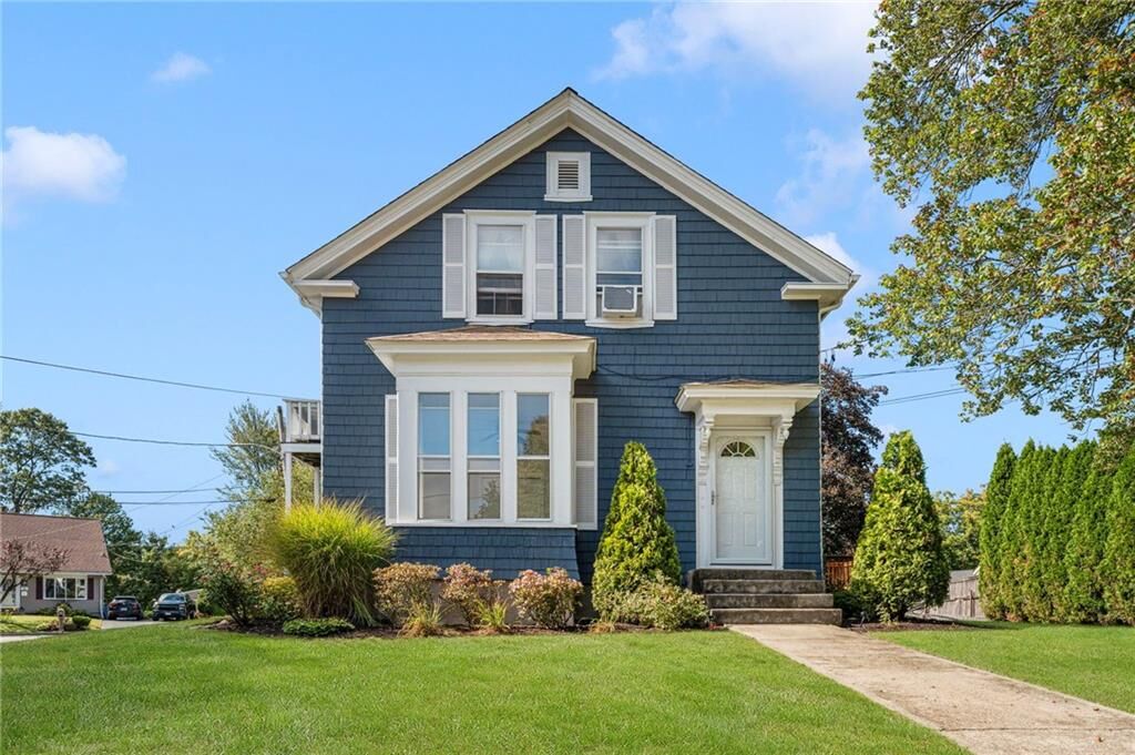 Property Photo:  91 Warren Avenue  RI 02920 