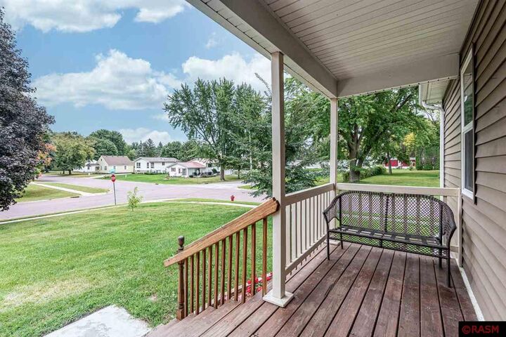 Property Photo:  208 S Elm Street  MN 56048 