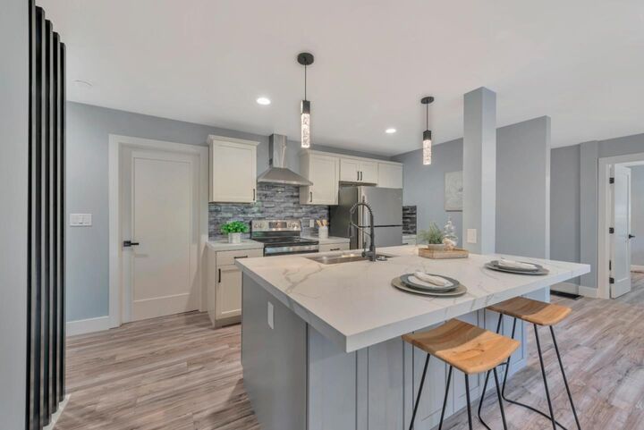 Property Photo: 7032 Sayre Drive CA 94611