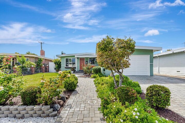 Property Photo:  2044 Jackson Street  CA 95050 