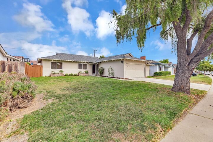 148 Del Mar Drive  Salinas CA 93901 photo