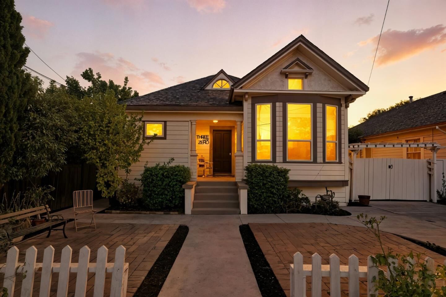 Property Photo:  320 North Ellsworth Avenue  CA 94401 