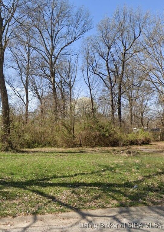 Property Photo:  317 Myrtle Street  IN 47130