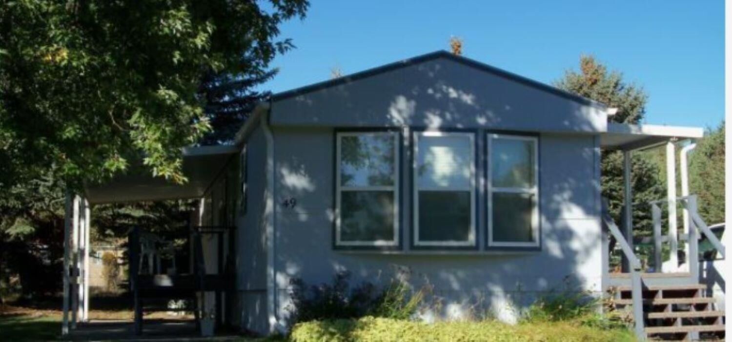 Property Photo:  3110 Chattaroy Rd 49  WA 99003 