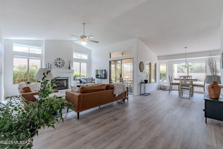 Property Photo:  36526 S Wind Crest Drive  AZ 85739 