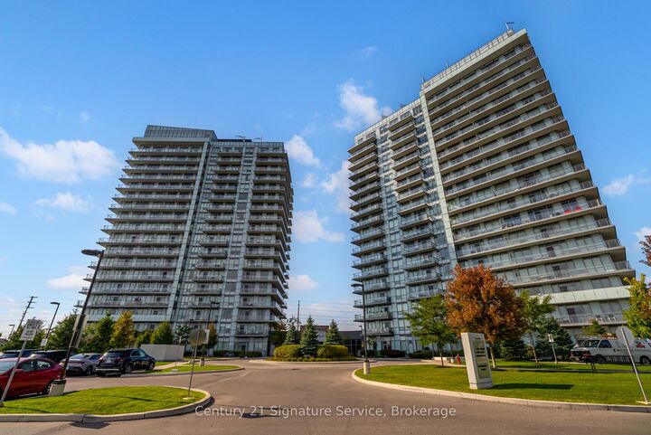 Property Photo: 4677 Glen Erin Drive 304 ON L5M 2E5