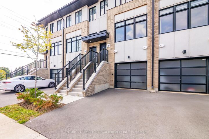 Property Photo:  527 Shaver Road 21  ON L9G 0J1 