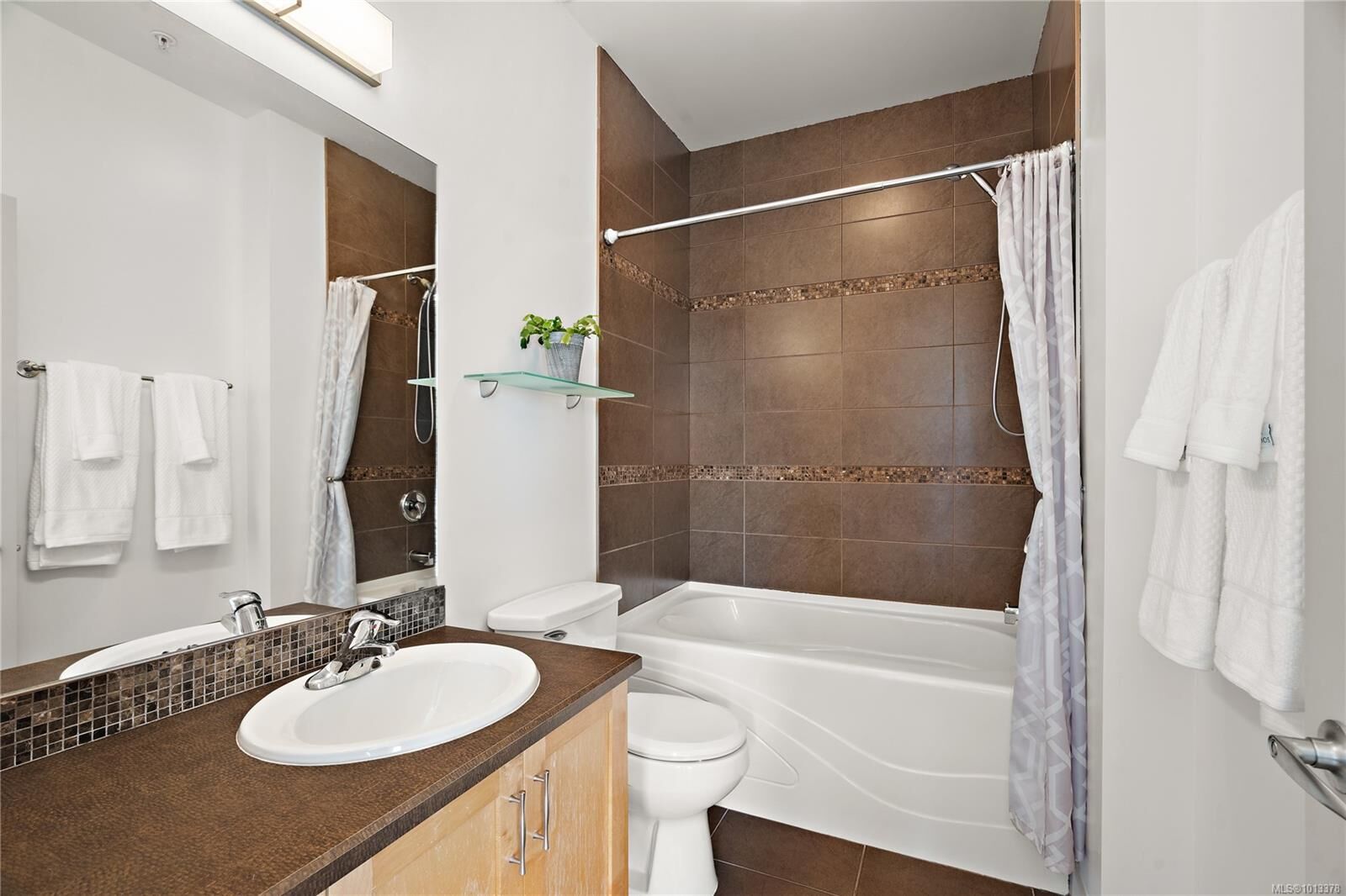 Property Photo:  3210 Jacklin Rd 308  BC V9B 0J5 