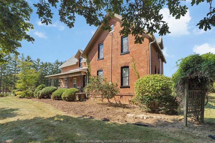 Property Photo:  6549 Pain Court Line  ON N0P 1Z0 