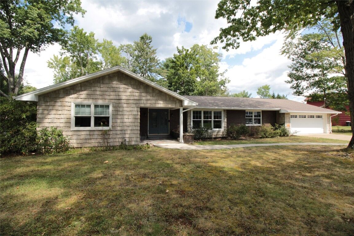 Property Photo:  922 Forest Road  NY 13760 