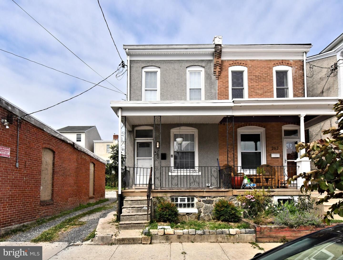 Property Photo:  260 Roxborough Avenue  PA 19128 