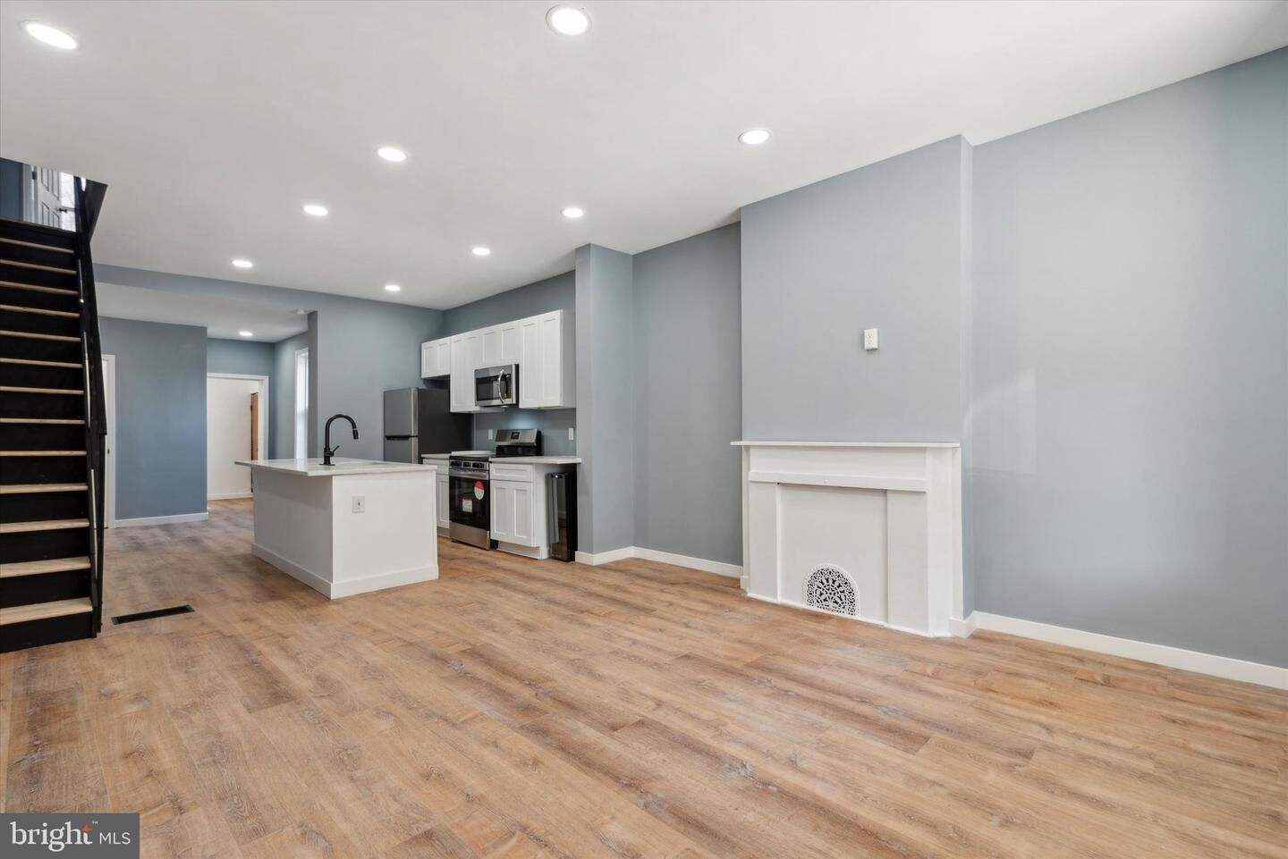 Property Photo: 2523 W Montgomery Avenue PA 19121