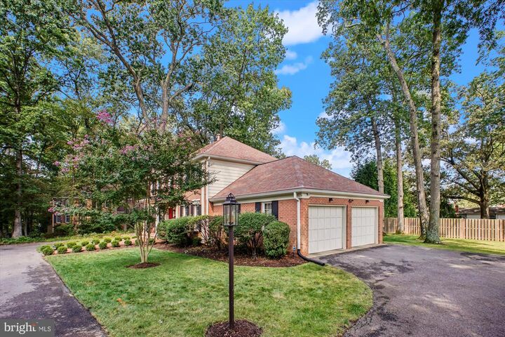 Property Photo: 7508 Masonville Drive VA 22042