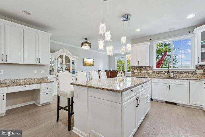 Property Photo:  24819 Mason Dale Terrace  VA 20152 