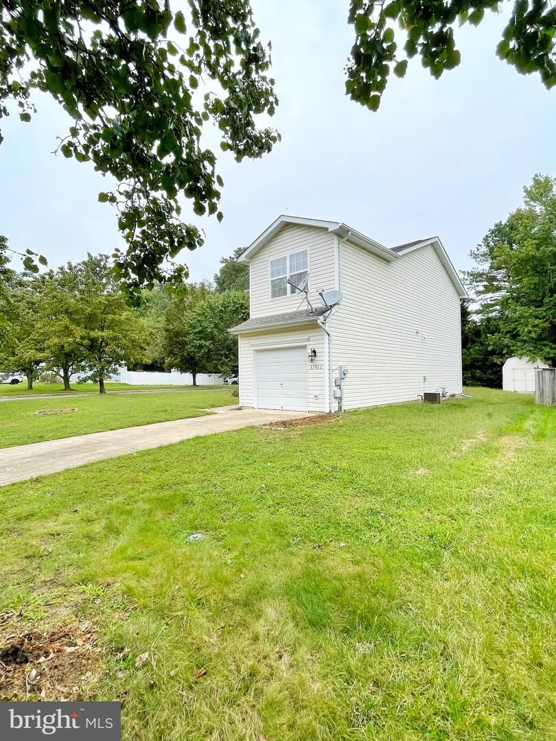 Property Photo:  47960 Piney Orchard Street  MD 20653 