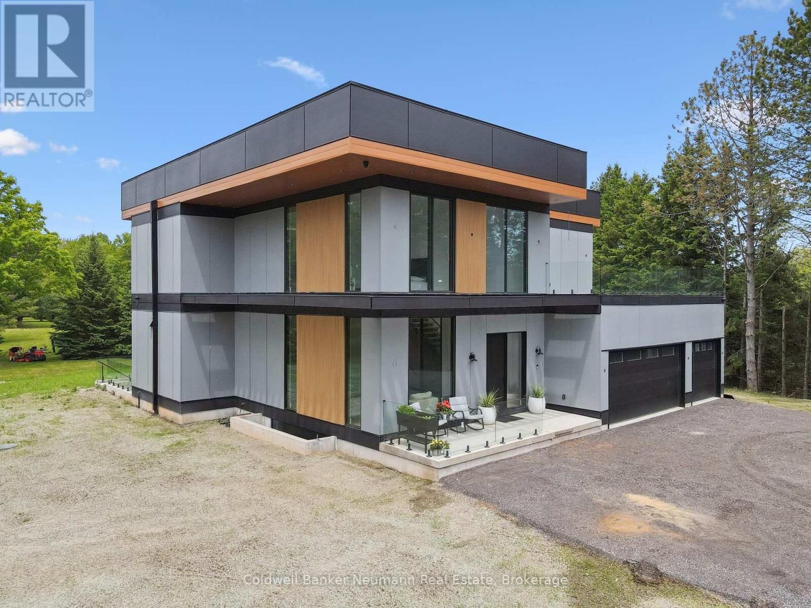 Property Photo:  7638 Wellington Road 34 Road  ON N0B 2J0 