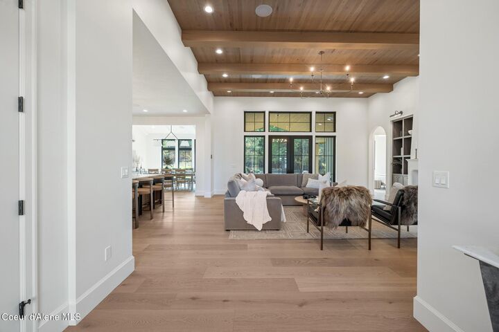 Property Photo: 3880 E Winray Dr ID 83835