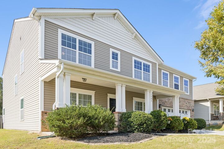 Property Photo: 1905 Yellow Daisy Lane NC 28104