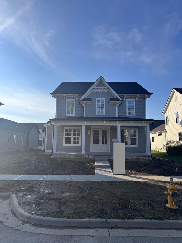 Property Photo:  5566 Evans Farm Drive  OH 43035 