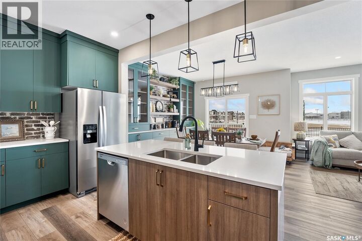 Property Photo:  246 Nazarali Cove  SK S7W 1K6 