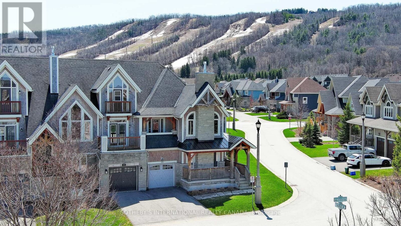 Property Photo:  101 Millennium Way East  ON L9Y 0V1 
