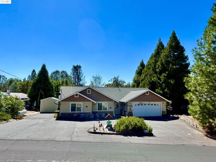 20515 Nob Hill Cir  Groveland CA 95321 photo