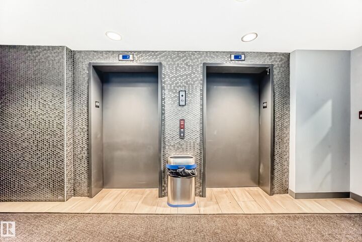 Property Photo:  560 Griesbach Parade Parade NW 307  AB T5E 6X1 