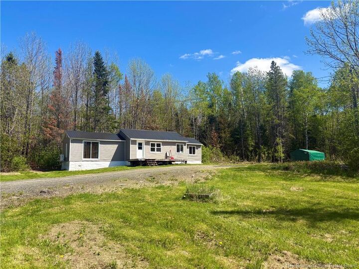 12 Johnson Settlement Road — photo 1