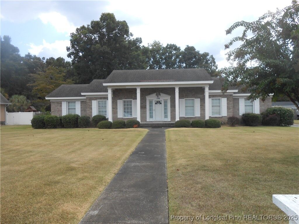 Property Photo:  196 Kensington Street  NC 28358