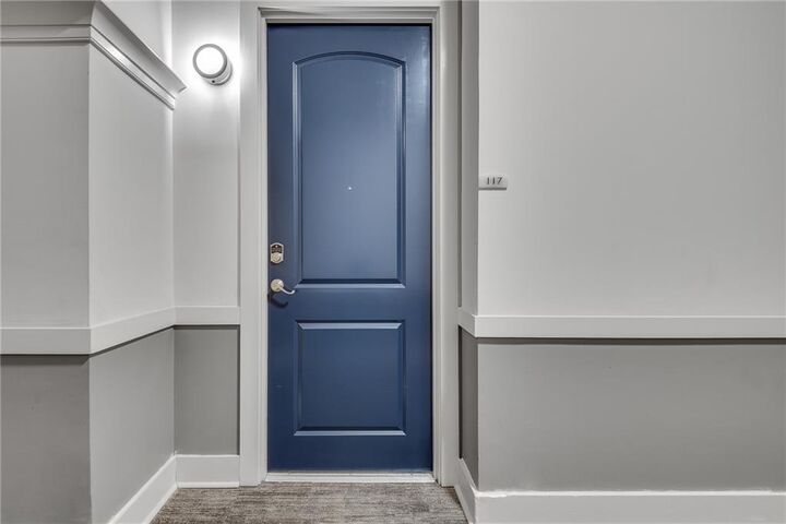 Property Photo:  1055 Piedmont Avenue NE 117  GA 30309 