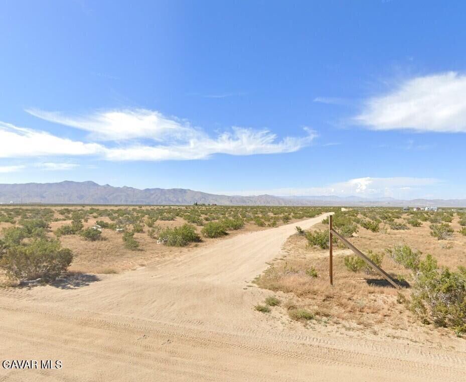 Property Photo: N/O Yuma Ave &Amp E/O Yerba Blvd CA 93501