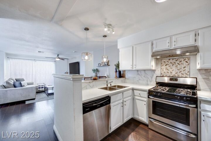 6444 Peartree Road  Las Vegas NV 89108 photo