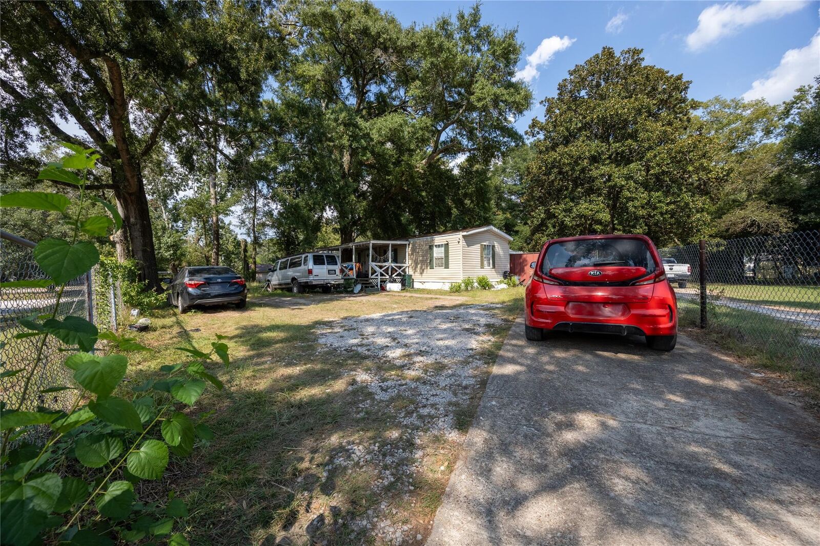 Property Photo:  401 Dunnam Avenue  TX 77327
