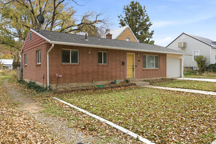 Property Photo:  95 S 200 E  UT 84720 