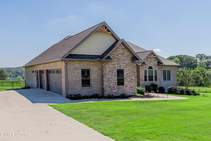 Property Photo:  103 Harbor View Lane  TN 37748 