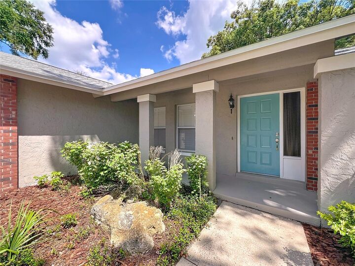 Property Photo:  8029 Gillette Court  FL 32836 