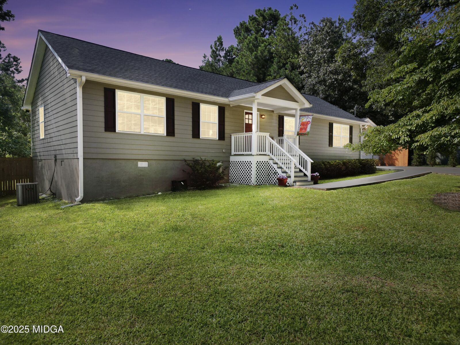 Property Photo:  186 Harbor Drive  GA 31024 
