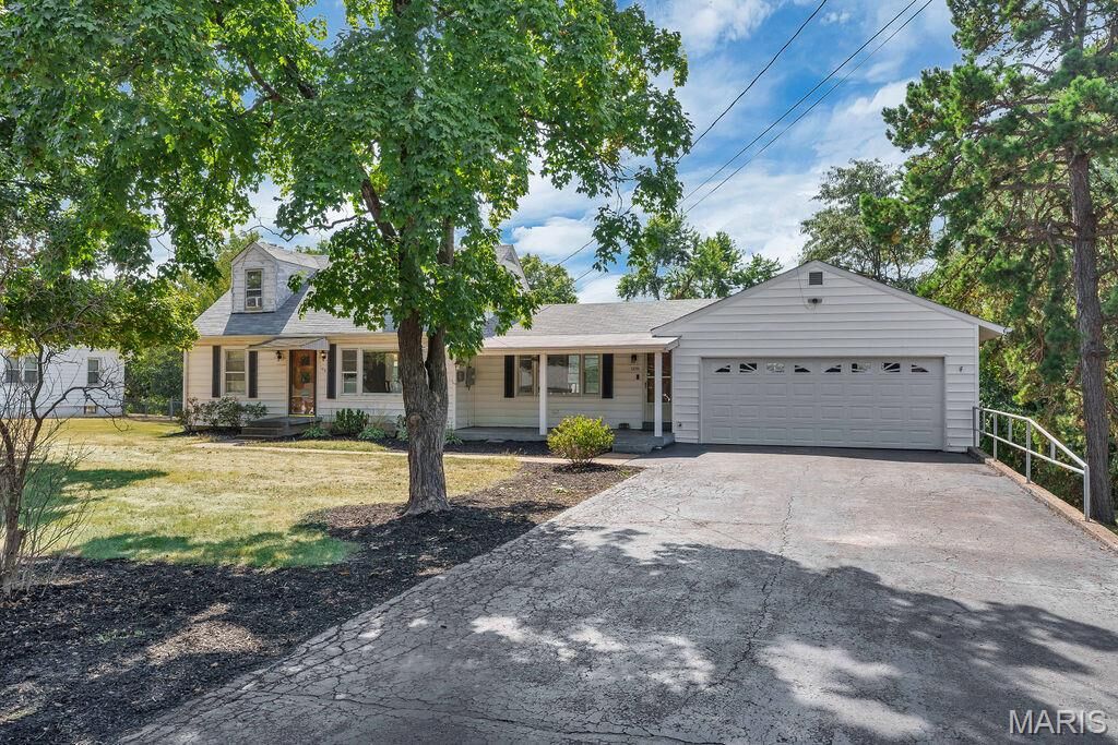 Property Photo:  108 Cherry Hill Drive  MO 63026 