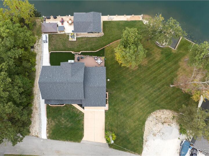 Property Photo: 10104 Lake Ridge Court MO 63050