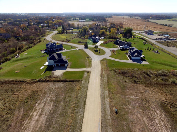 Property Photo: 561 Meadow Breeze Ln WI 53024