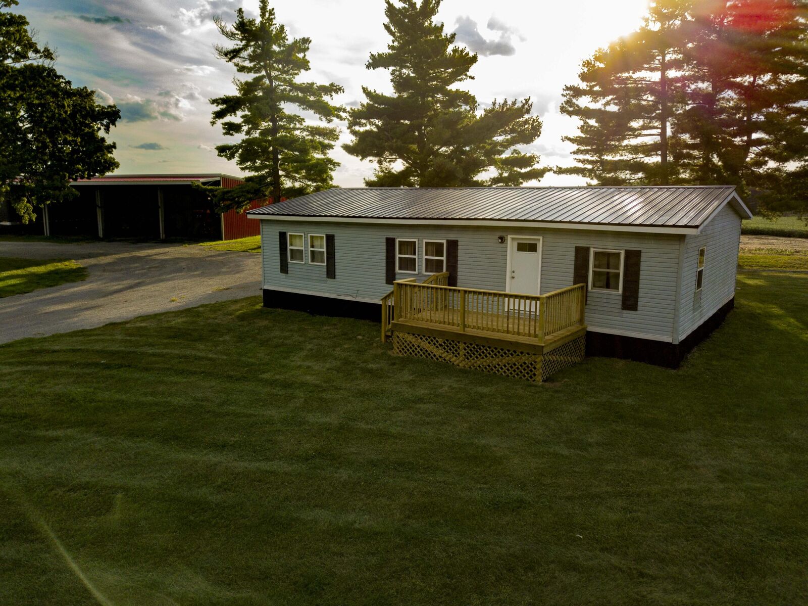 Property Photo: 8820 S Lake Pleasant Road MI 49242