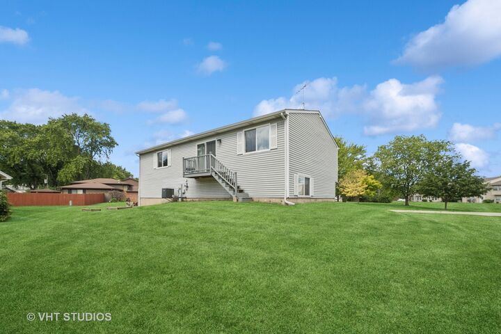Property Photo:  30W145 Country Lakes Drive  IL 60563 