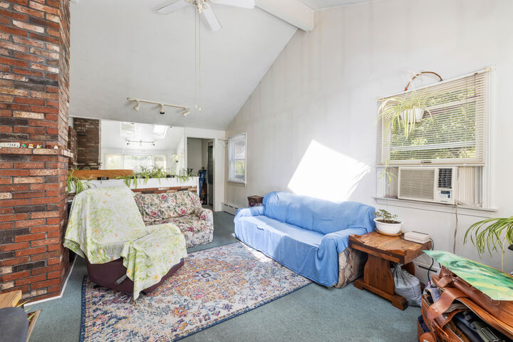Property Photo:  58 Essex Street  ME 04073 